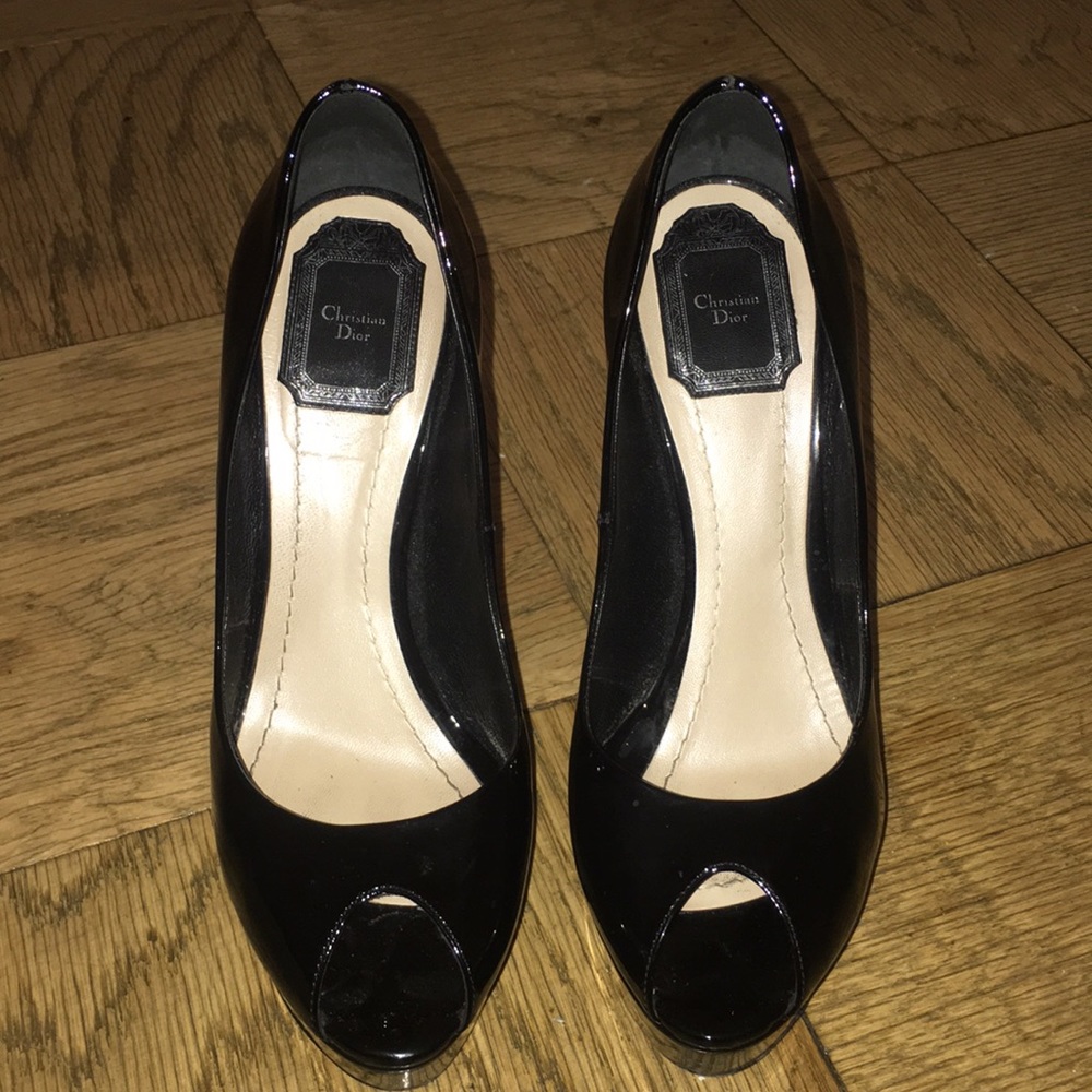Christian Dior black patent leather peep toe pumps